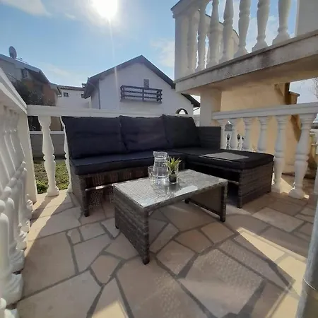 Apartmani Dorijan Vrsi Exterior photo