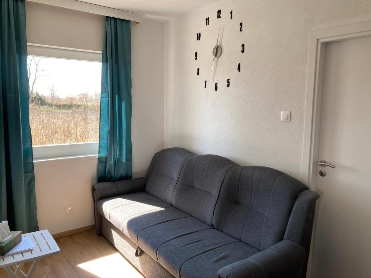 Apartament Dorijan *
