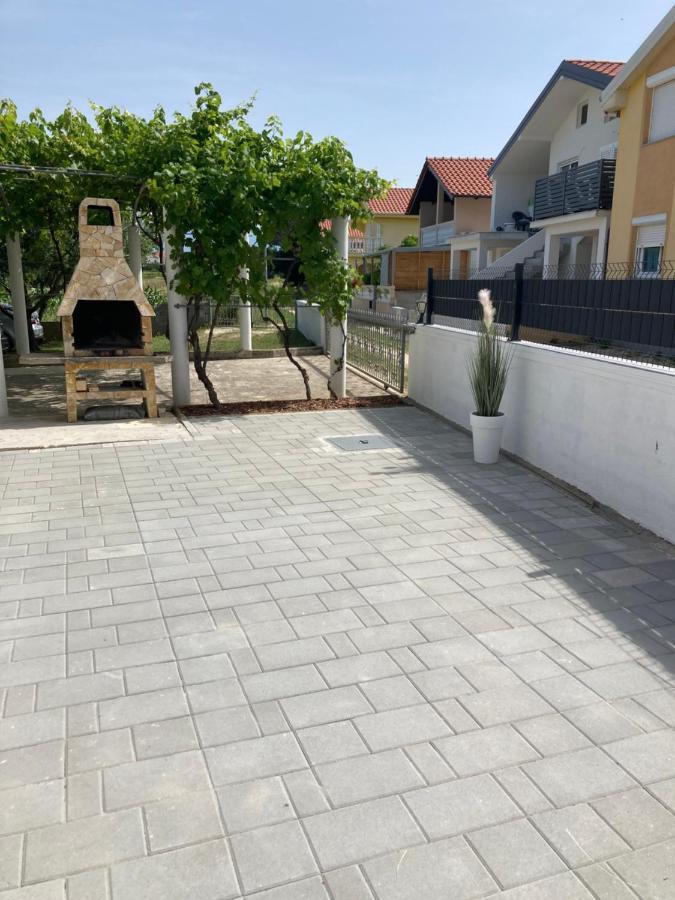Apartament Dorijan *